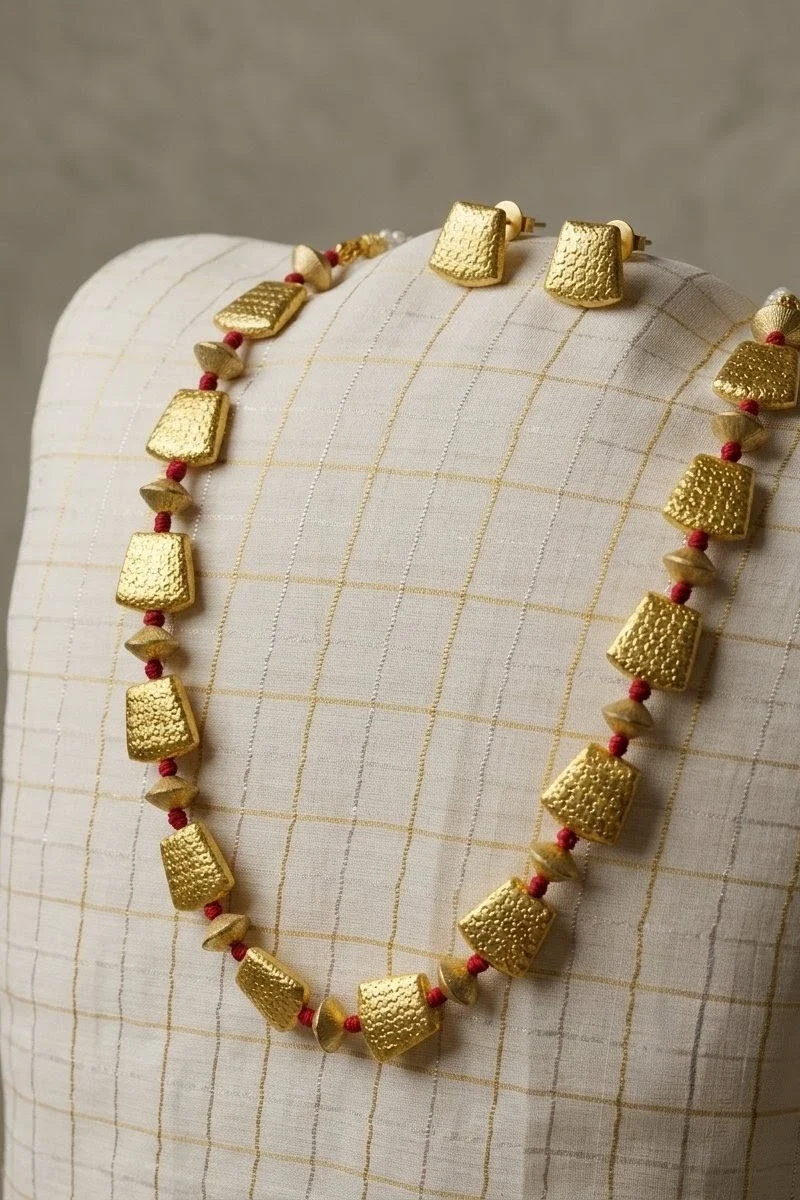 Kanakam Red Necklace Set