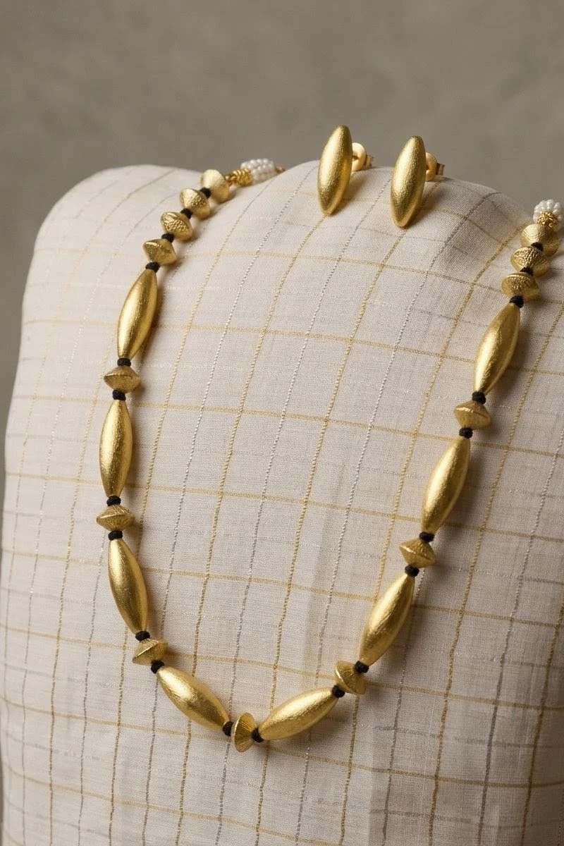 Mulla Kanakam Black Necklace Set